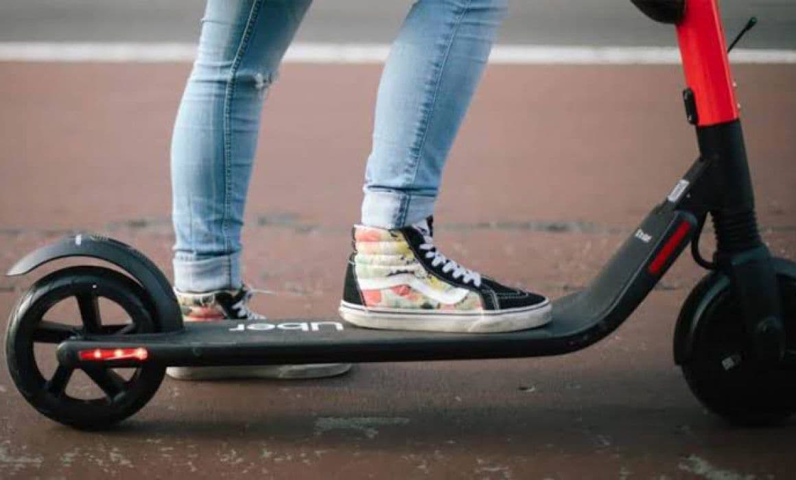 Modificarán reglamento de tránsito para regular scooters eléctricos en SLP