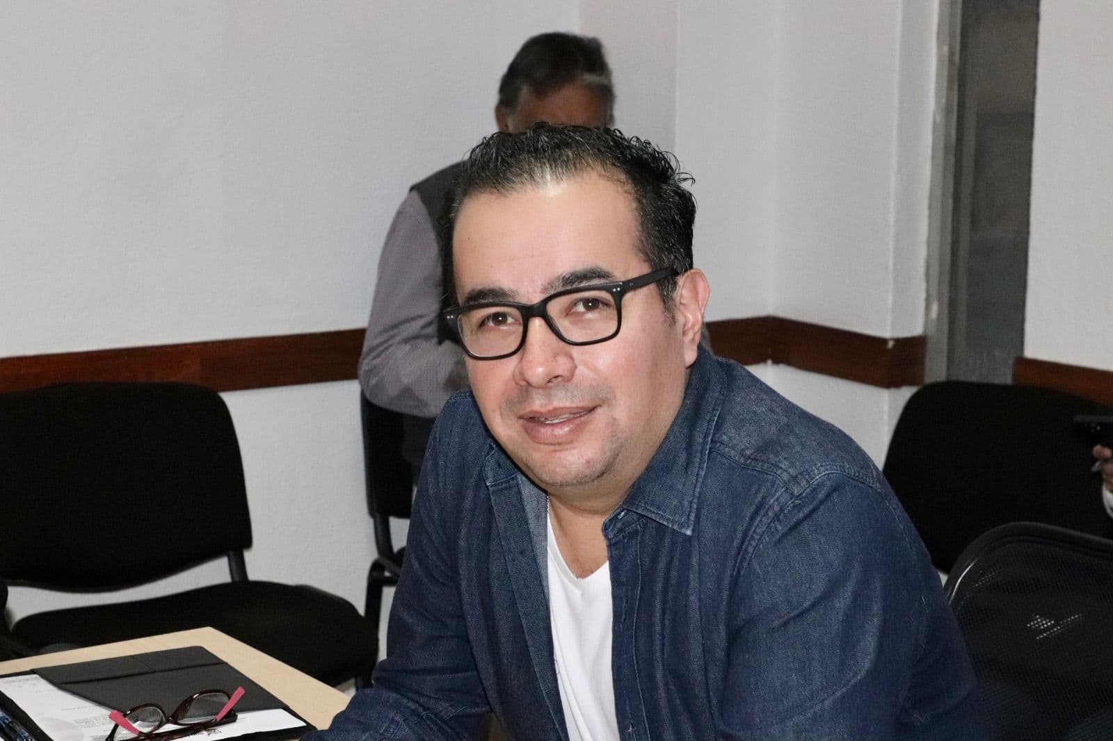 Alejandro Fernández pide no politizar la Ley de Ingresos 2025