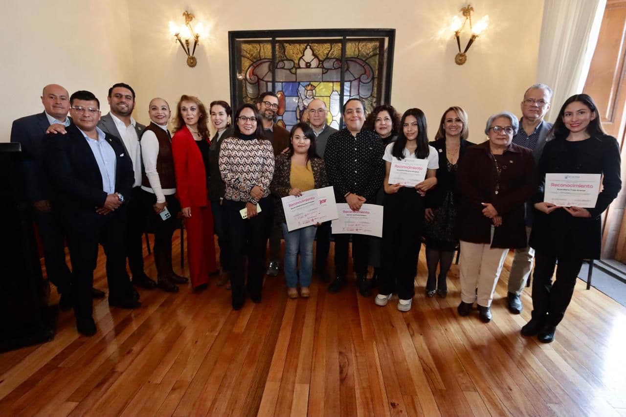 DIF realiza premiación del concurso Tengo derecho a ser diferente