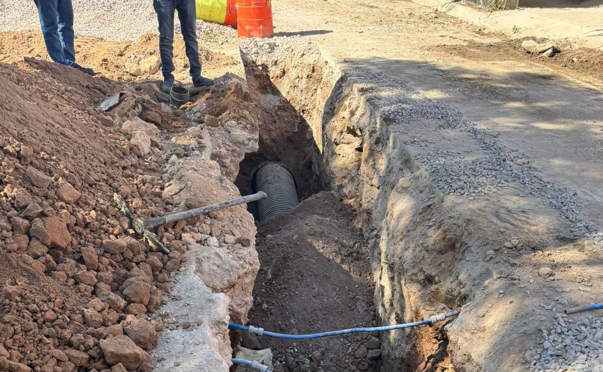 Continúa Interapas con rehabilitación de drenajes en diversas zonas de la ciudad
