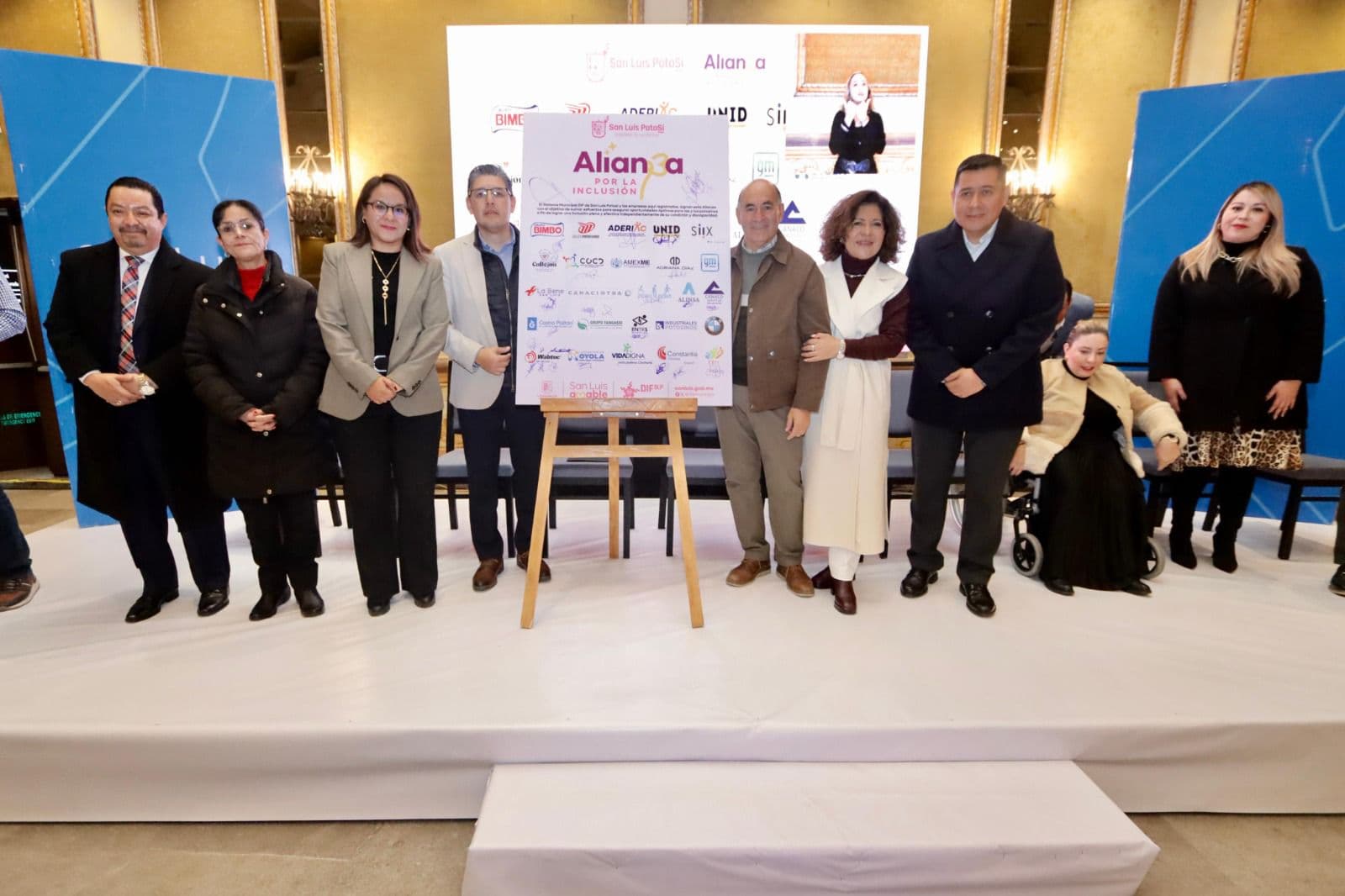 Ayuntamiento y empresas firman alianza en pro de personas con discapacidad