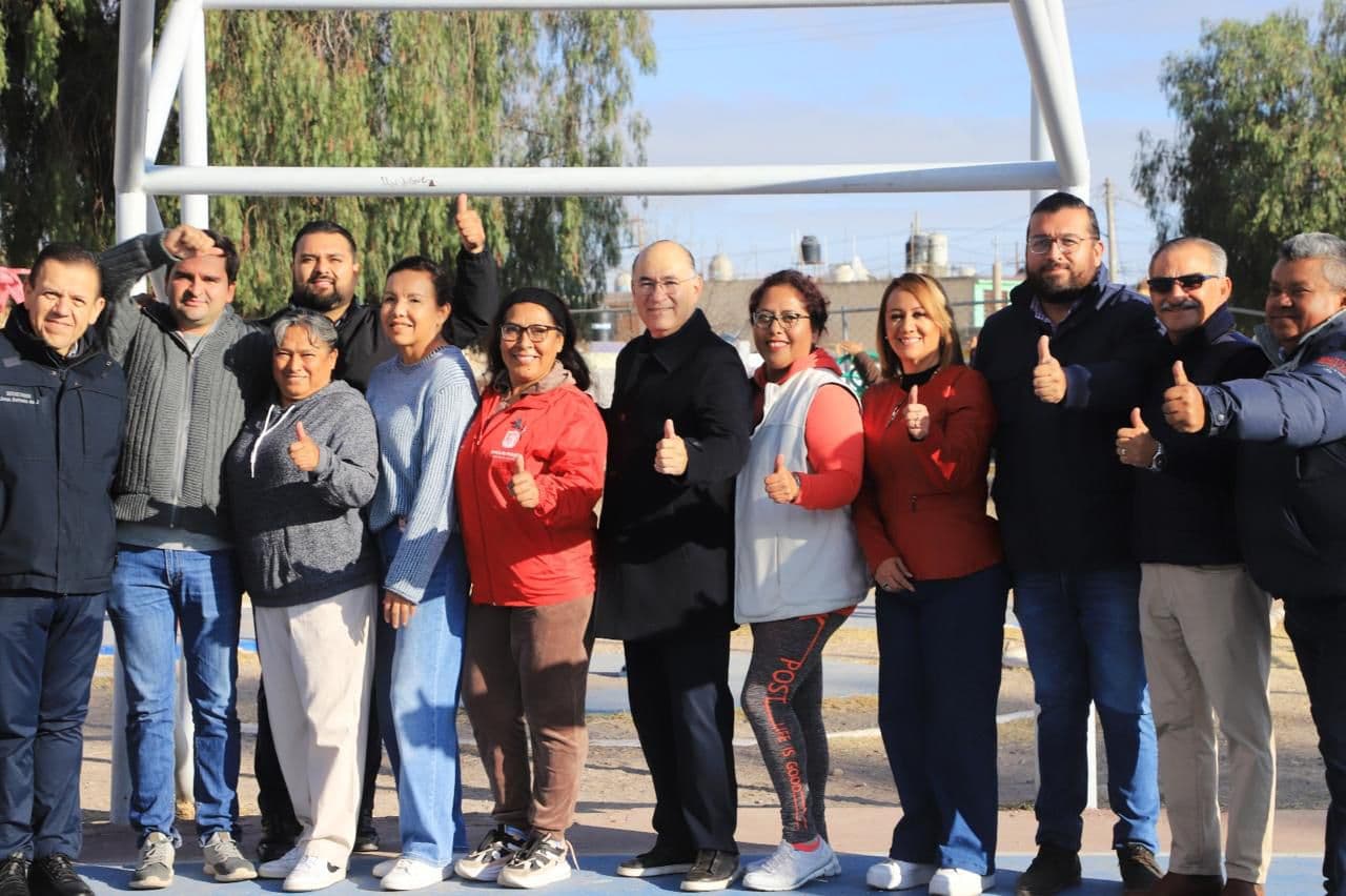 Rehabilita Ayuntamiento unidad deportiva del Fracc. España
