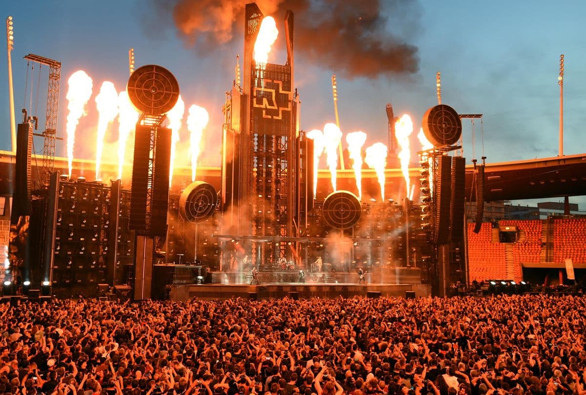 Rammstein Revela los Secretos de su Gira Mundial en Nuevo Documental