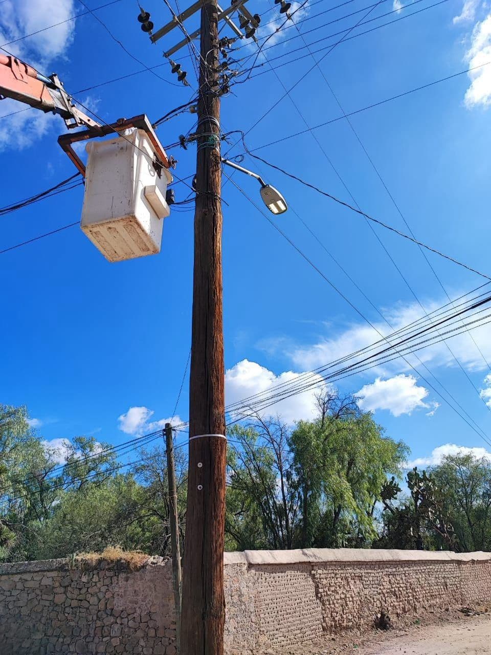 Mejoran iluminación y seguridad en Bocas con acciones del Gobierno Municipal