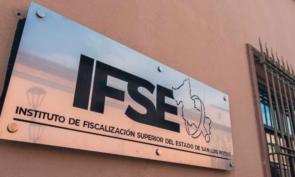 Trastabilla titular del IFSE con acusaciones sobre cuentas públicas