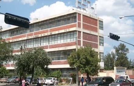 Docentes se oponen al cierre de la ETI 1