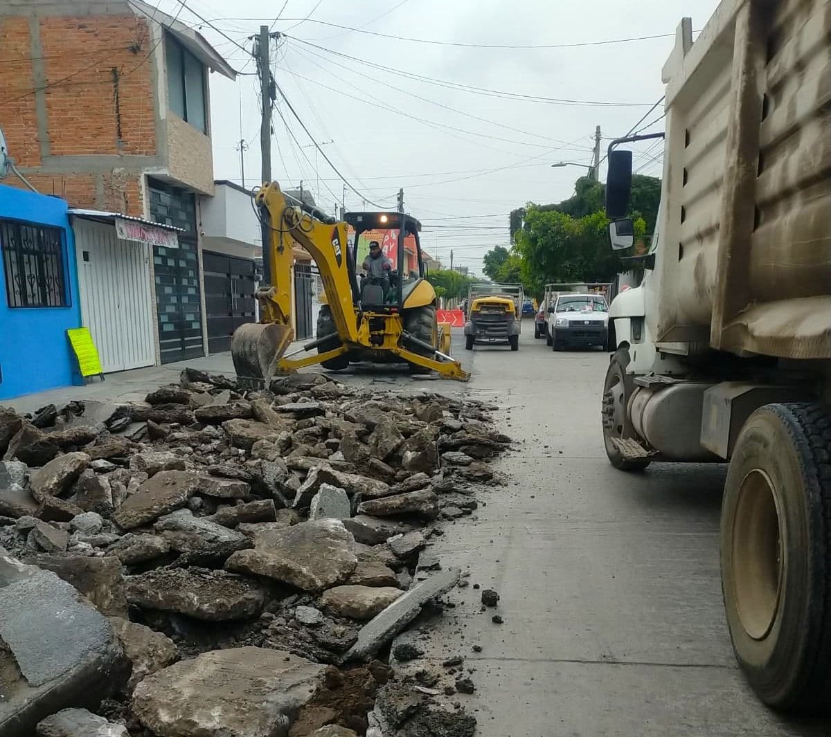 Gobierno Municipal avanza en bacheo emergente con apoyo de chatbot