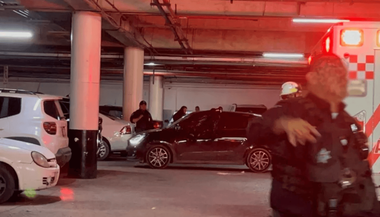 Ejecutan a hombre en Plaza Las Américas; investigan disputa criminal