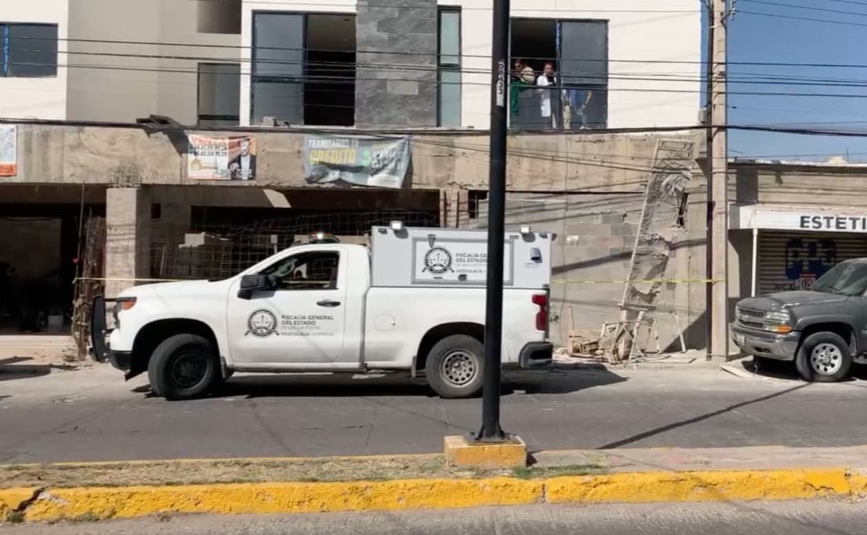 Colapso de andamio deja a trabajador con graves lesiones