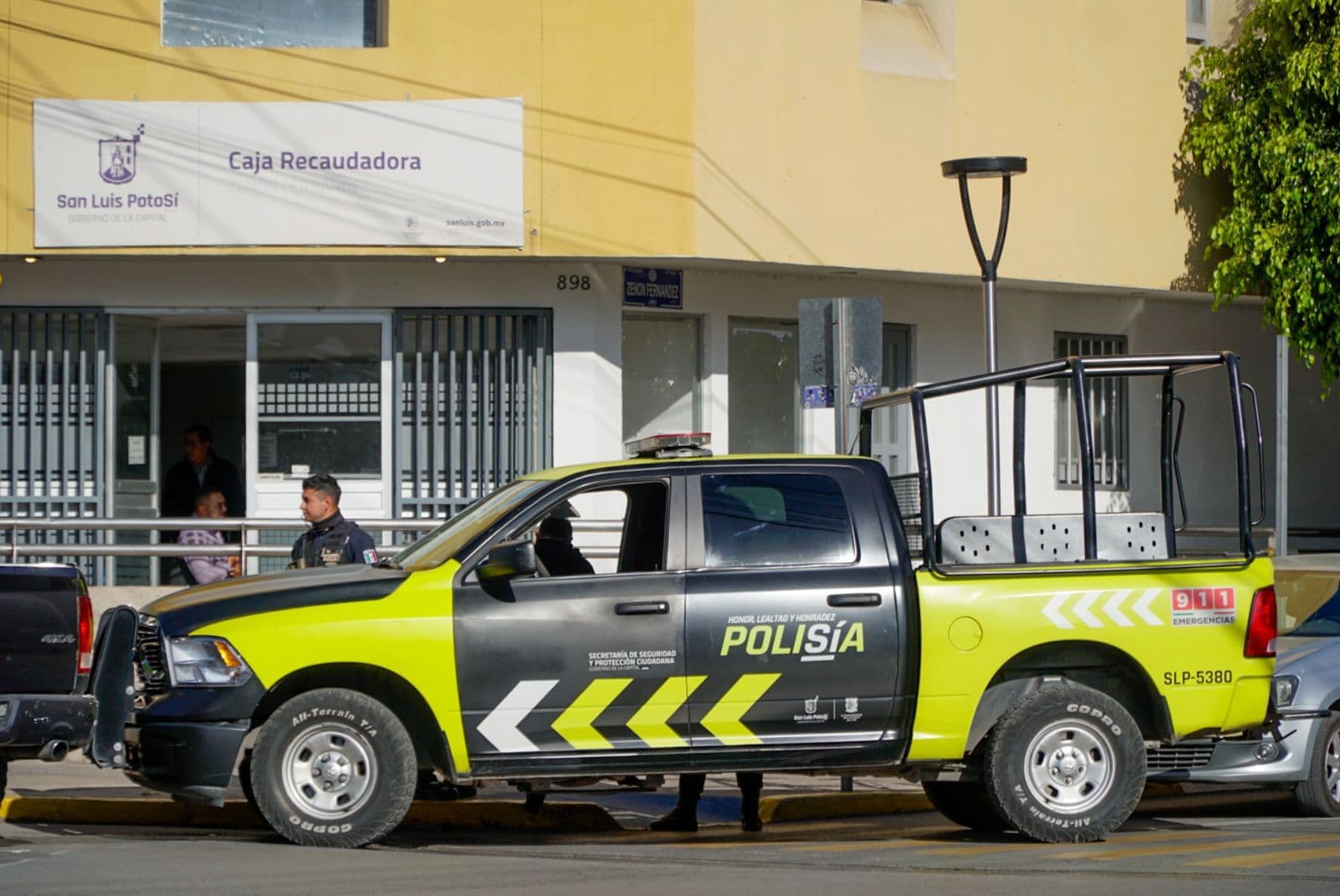 Busca SSPC a responsables de robo en recaudadora de SLP