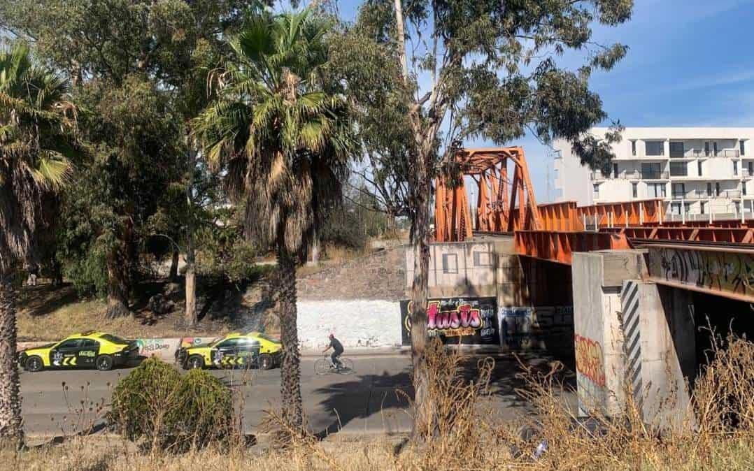 Hombre es gravemente herido tras ser arrollado por tren en Puente Naranja