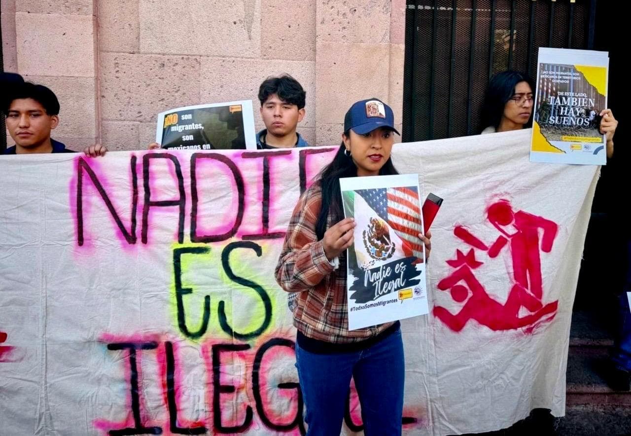 Acusan colectivos de migrantes oscurantismo y trato hostil de Gobierno del Estado