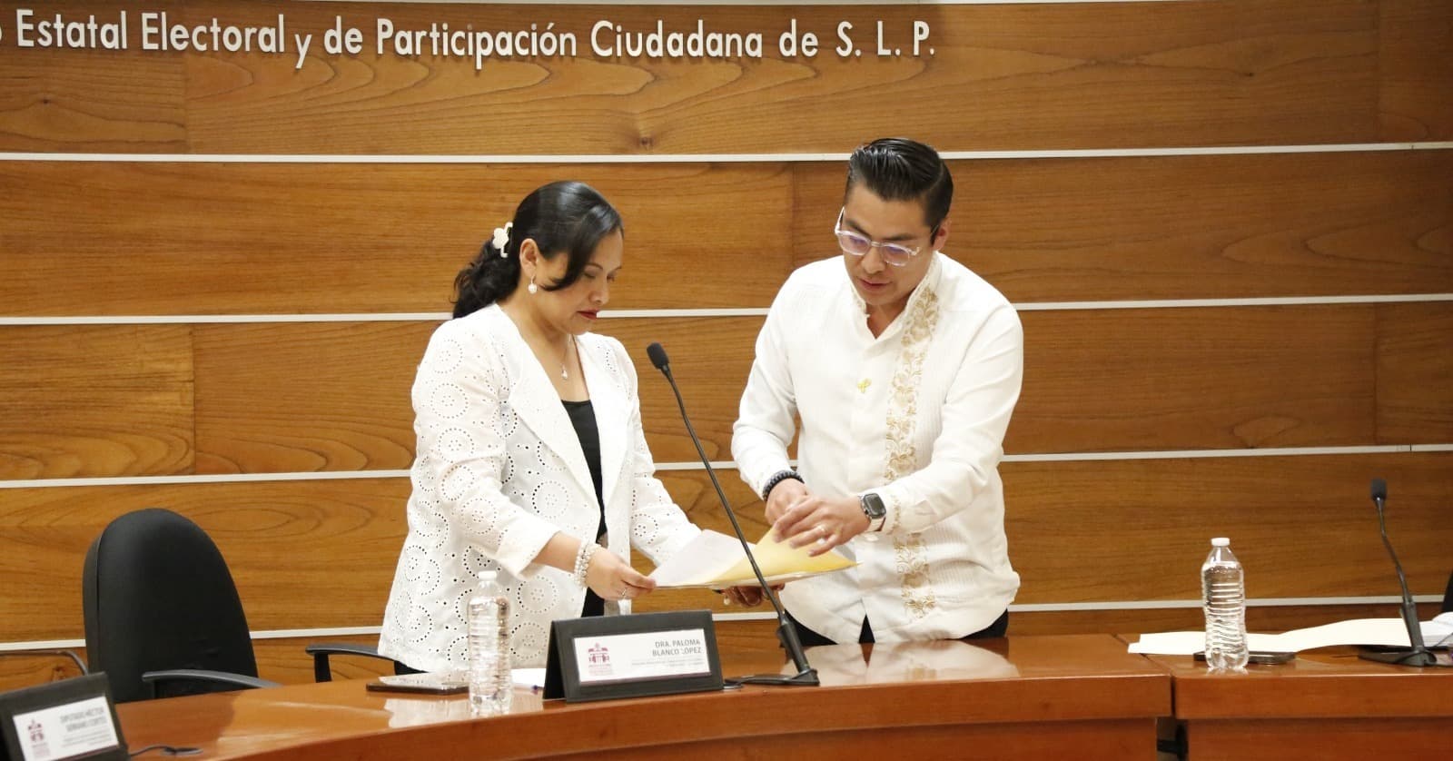 Congreso entrega listas de candidatos a jueces y magistrados al CEEPAC