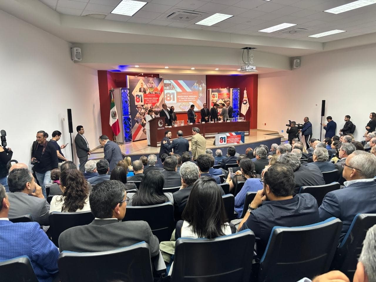 Llama Canacintra a cerrar filas ante amenazas arancelarias de Trump