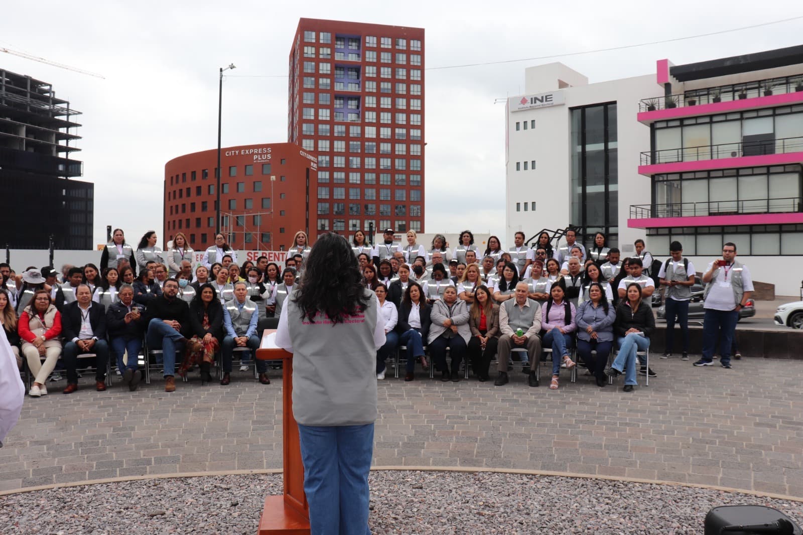 Realiza INE toma de protesta de Capacitadores y Supervisores de la zona metropolitana