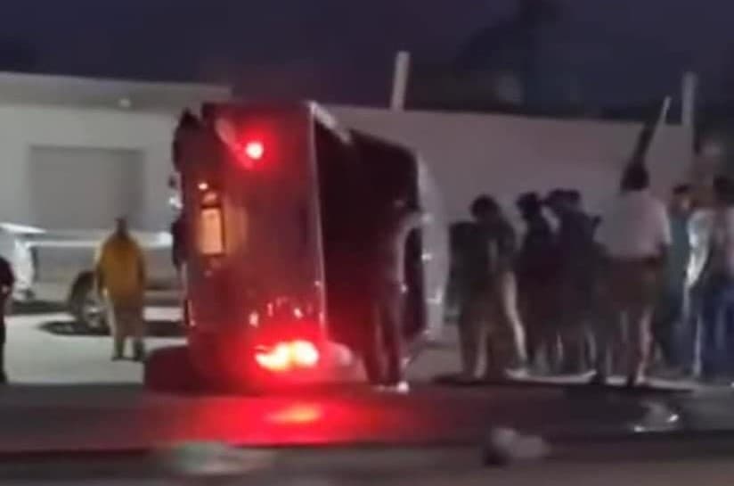 Presidenta del DIF de Cedral sufre accidente en la Carretera 57