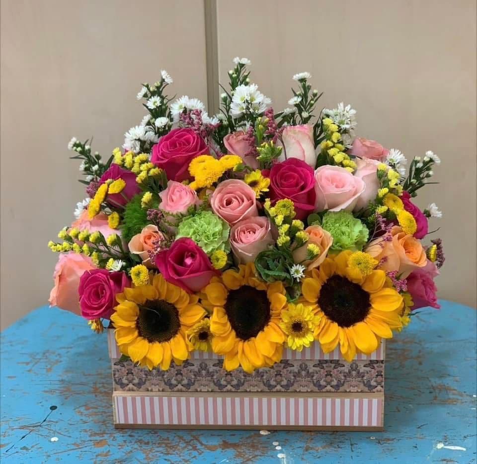 Comerciantes del Mercado Hidalgo esperan un aumento en ventas por Día del Amor y la Amistad