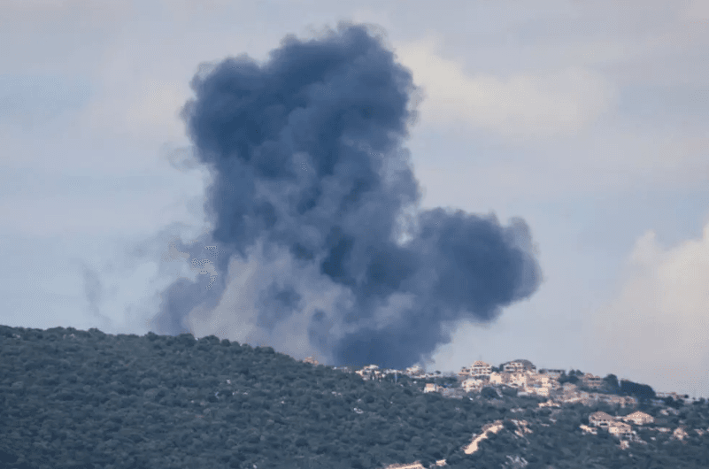 Israel bombardea Beirut por primera vez desde el alto el fuego con Hezbolá