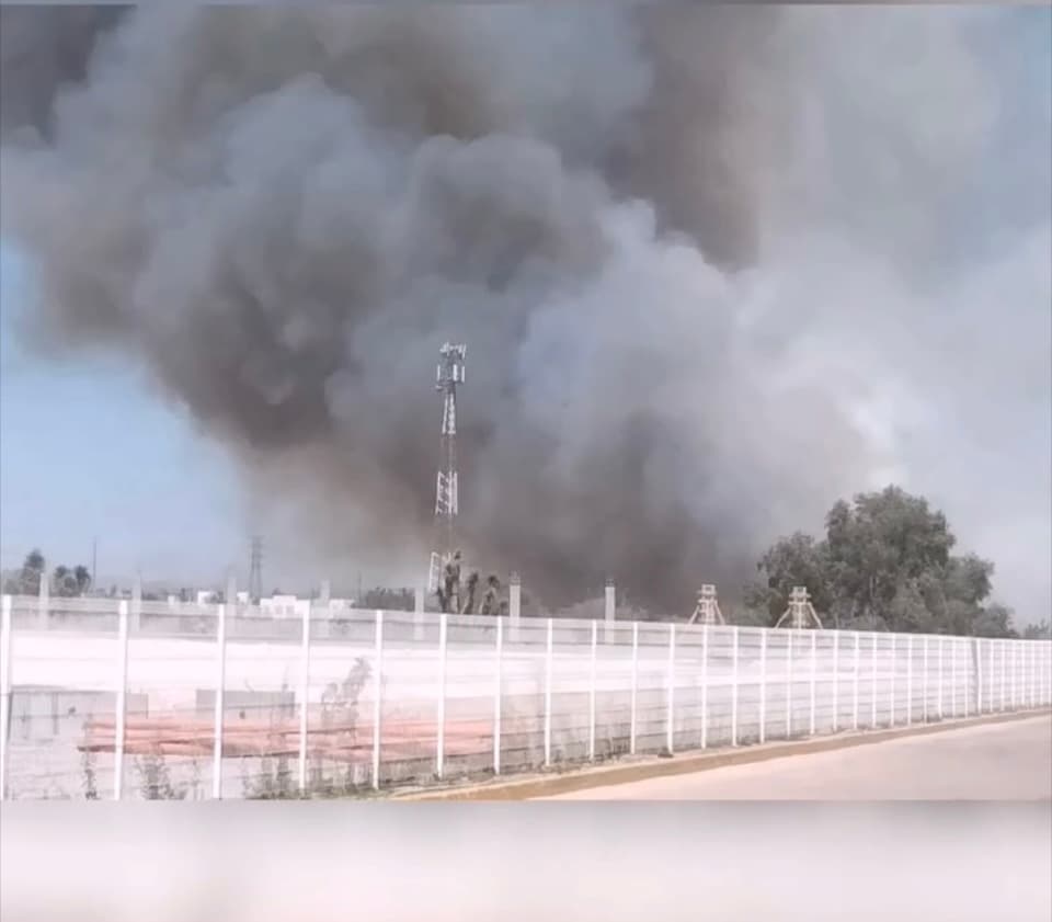 Incendio en Parque Logístico 2 moviliza a cuerpos de emergencia