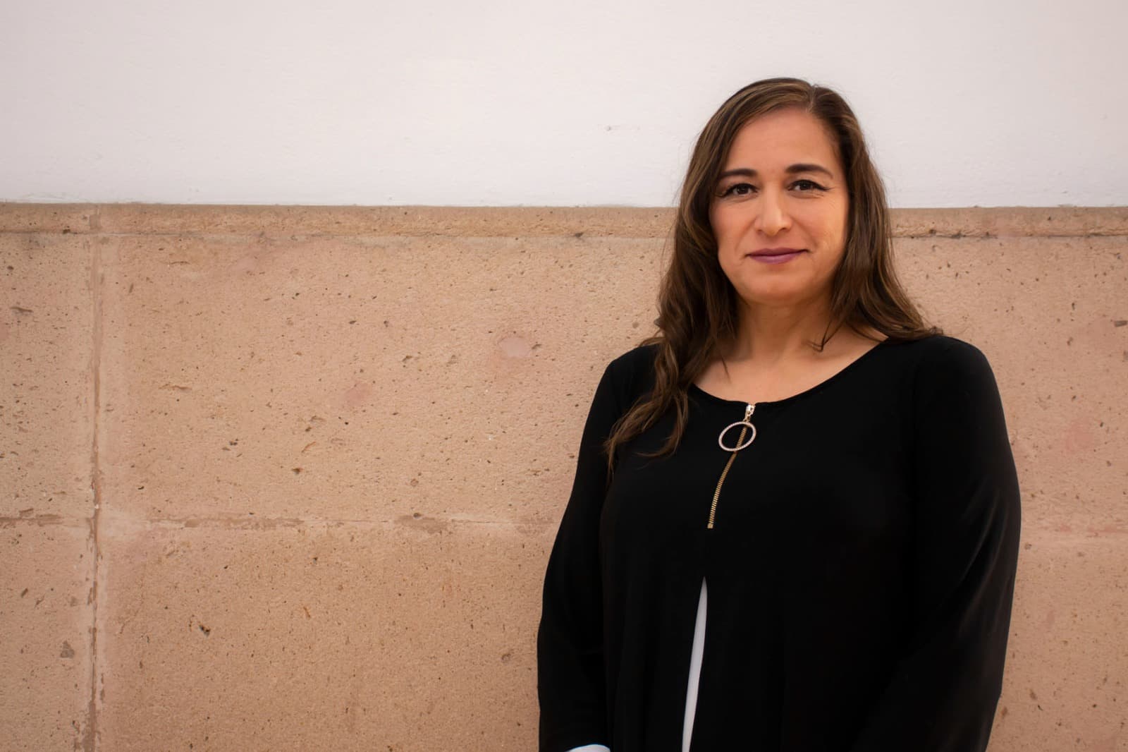 Comparte egresada de la UASLP su experiencia como Magistrada del STJE
