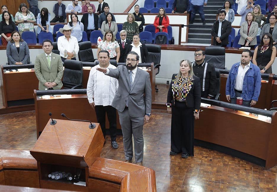 Elije Congreso del Estado a nuevo titular del Órgano de Control Interno de la FGE
