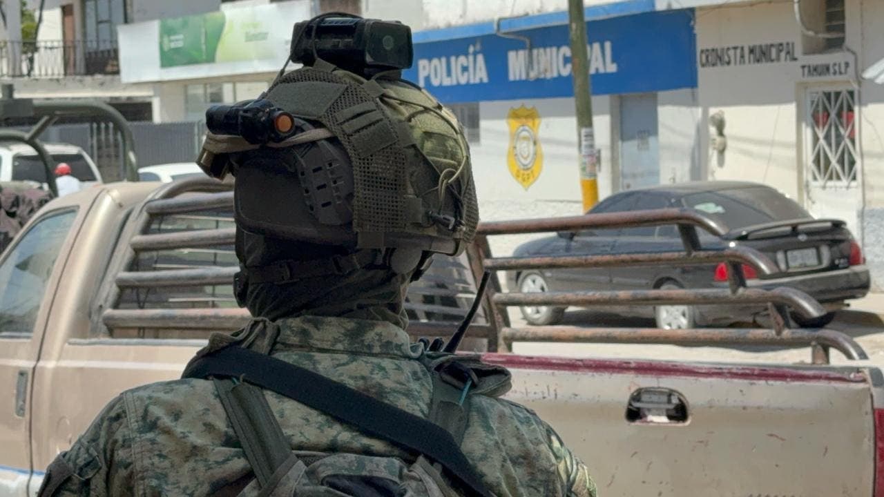Detiene FGR a Director y Subdirector de la Policía Municipal en Tamuín
