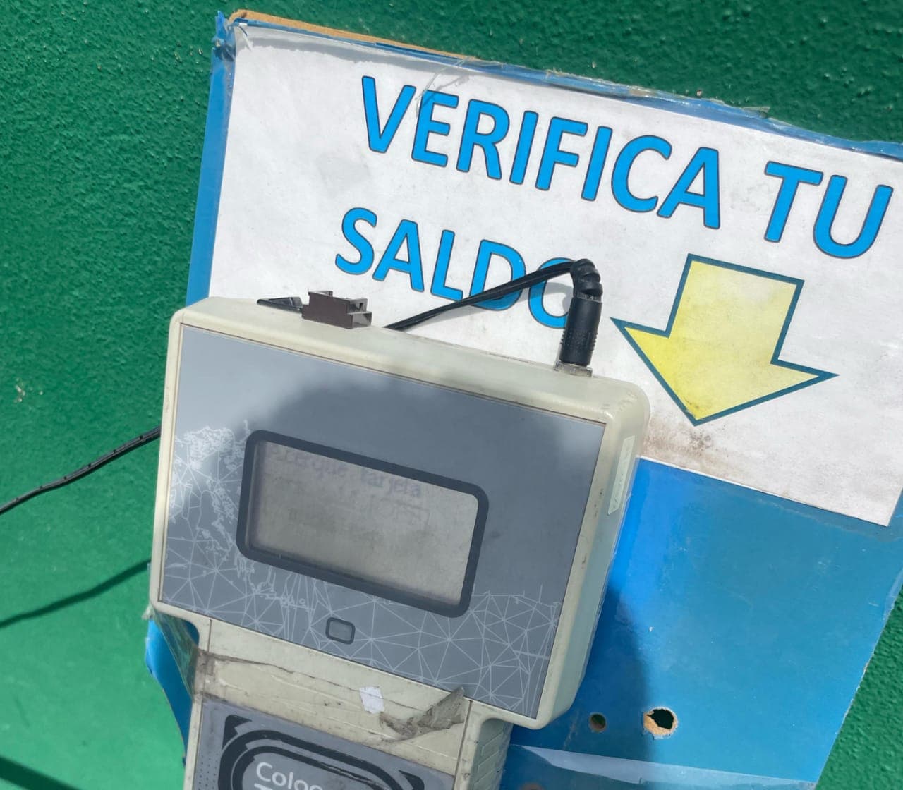 Regresa cobro de comisiones en Urban Pass pese a prohibición