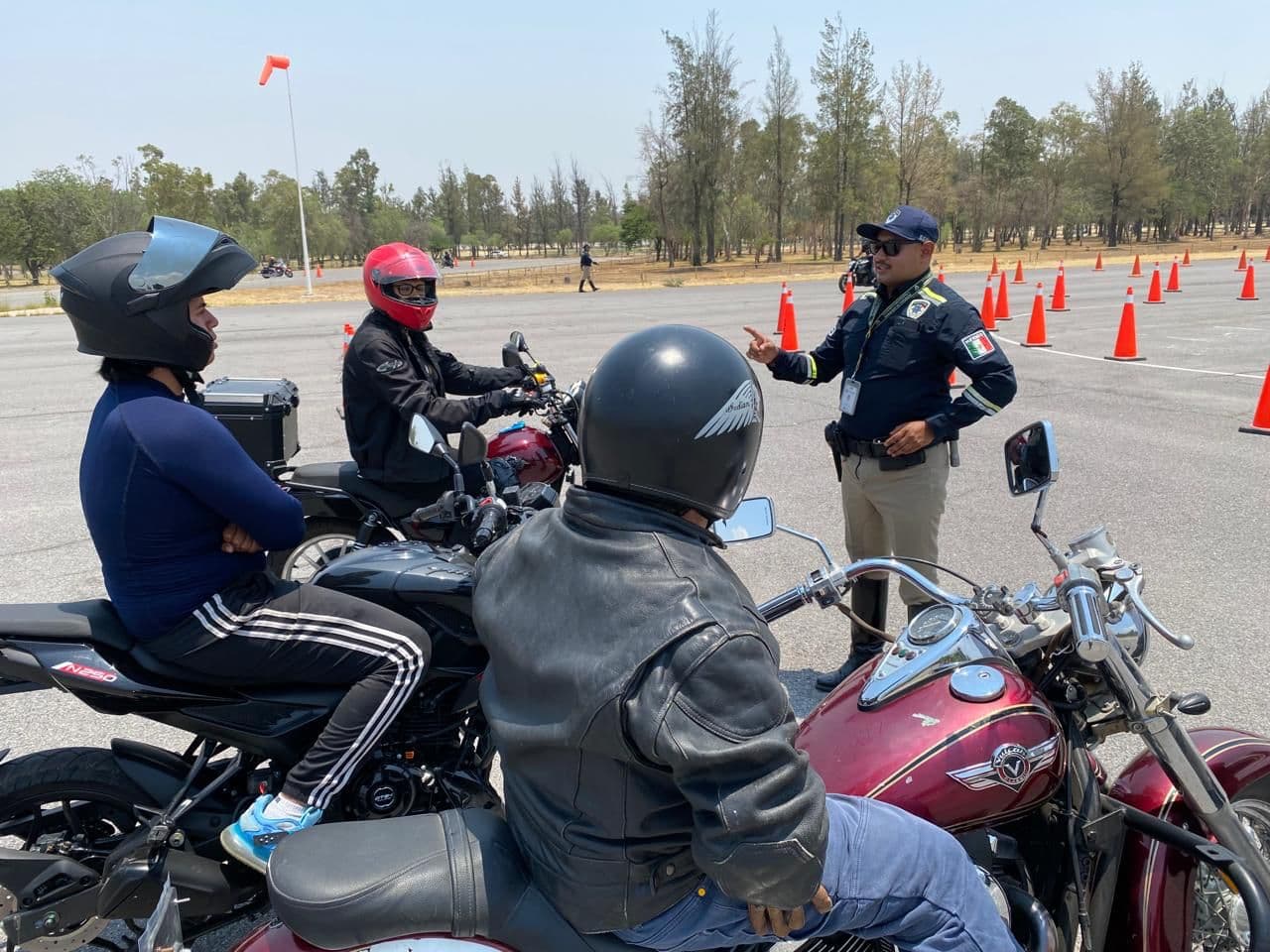 Fomenta SSPC seguridad vial con curso de conducción de motocicletas