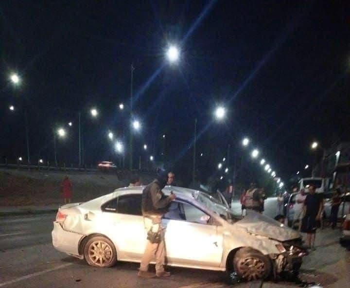Accidente en la entrada de Pavón deja daños materiales