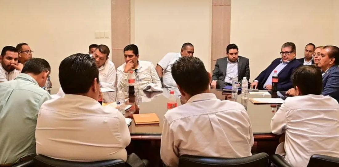 SEGE y SNTE Sección 26 logran acuerdo con maestros de telesecundarias en SLP