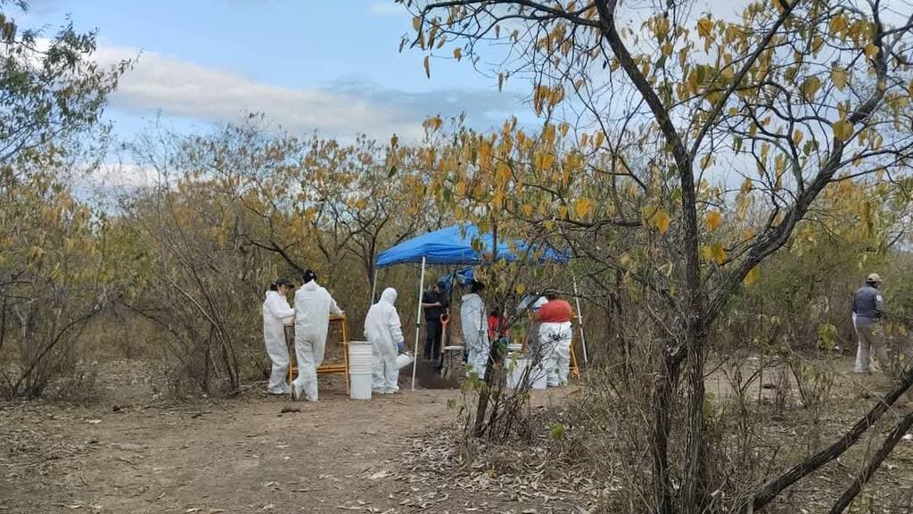 Intensifican familias potosinas búsqueda de desaparecidos en Rancho Izaguirre