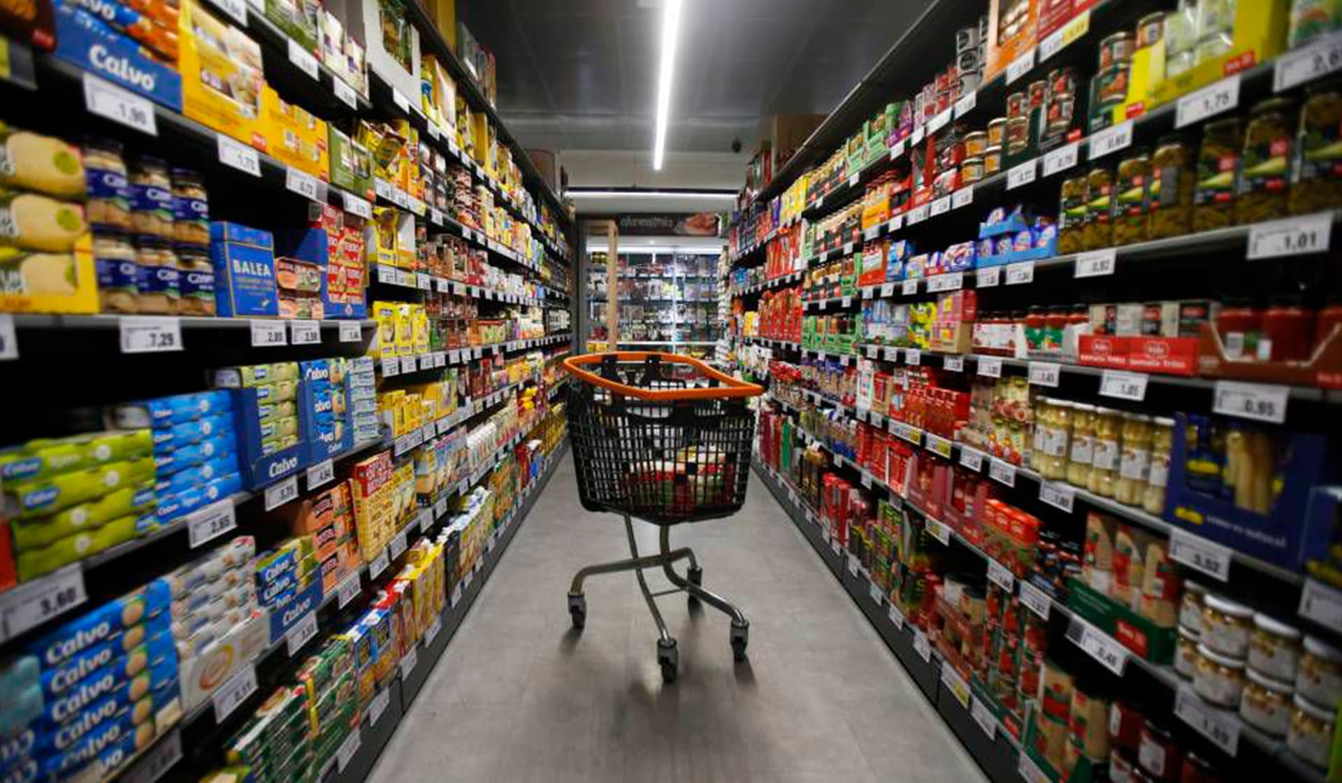 Consumo privado en México acumula cuatro meses a la baja, advierte el Inegi
