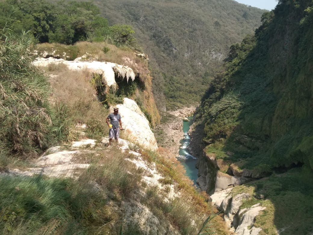 Se seca Cascada de Tamul a pocos días de temporada vacacional