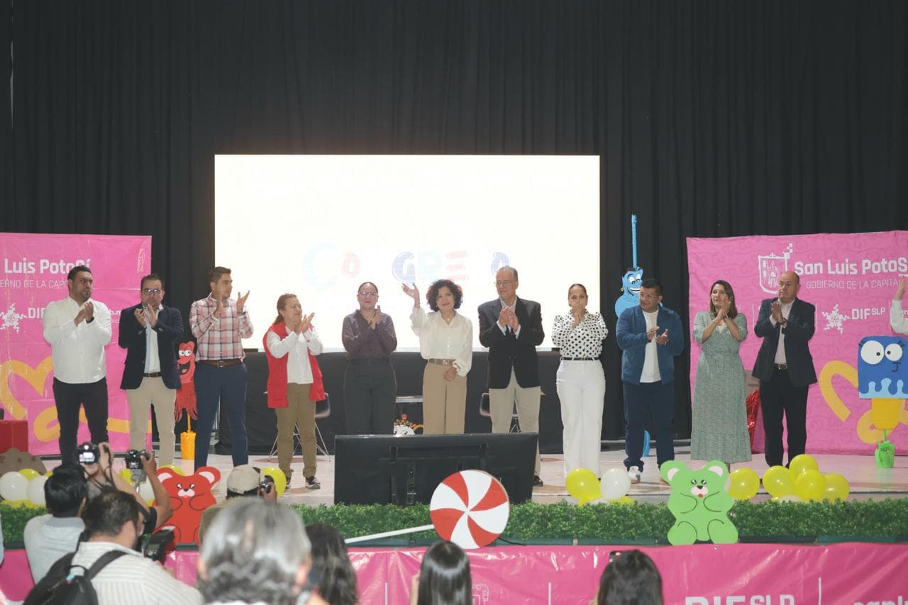 Celebra presidenta del DIF a las infancias con Congreso de la Niñez y Adolescencia