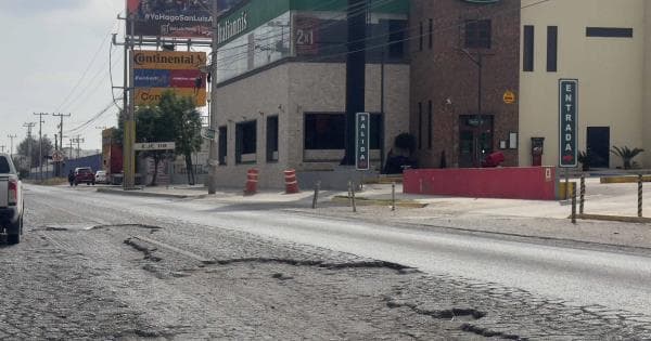 Exige UUZI rehabilitación urgente de laterales en Carretera 57 ante lluvias
