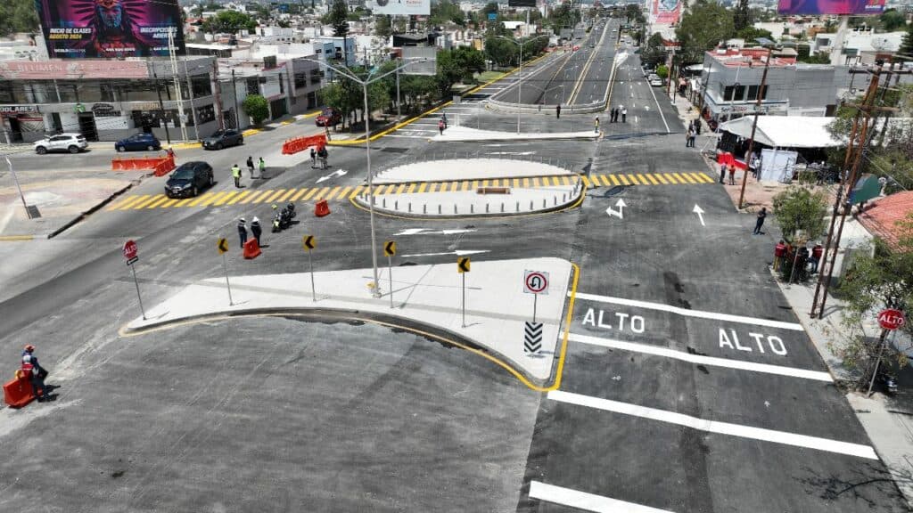 Obras municipales mantienen activa a la industria de la construcción en SLP