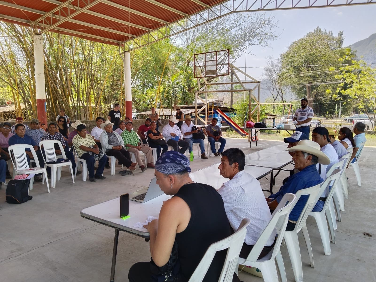 Suman comunidades indígenas 19 amparos contra reducción presupuestal federal