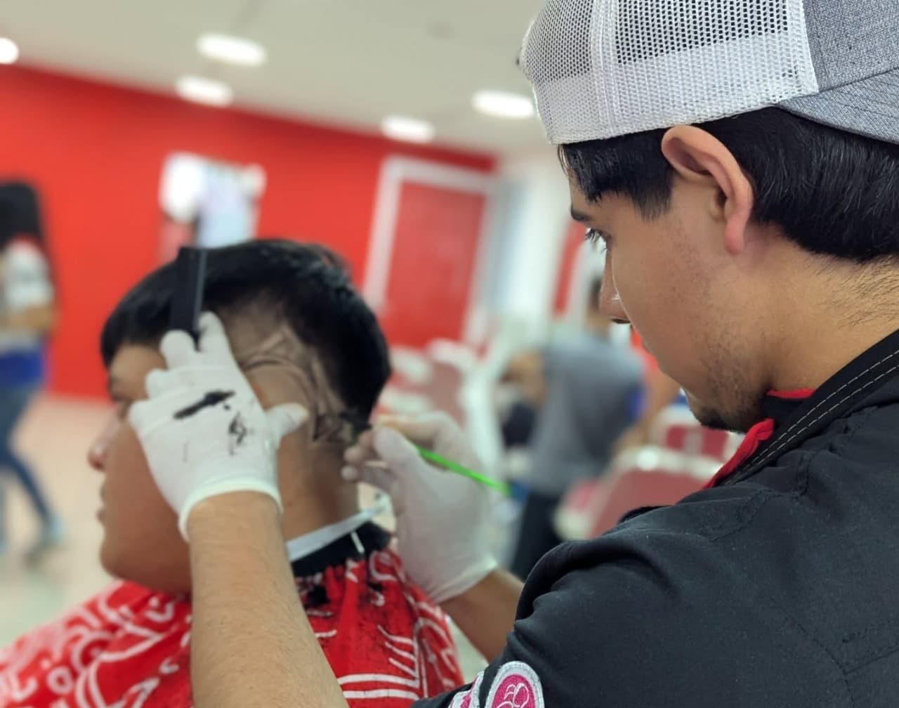 Creará Canaco-Servytur seccion especializada de estilistas, peluquerías y barberías