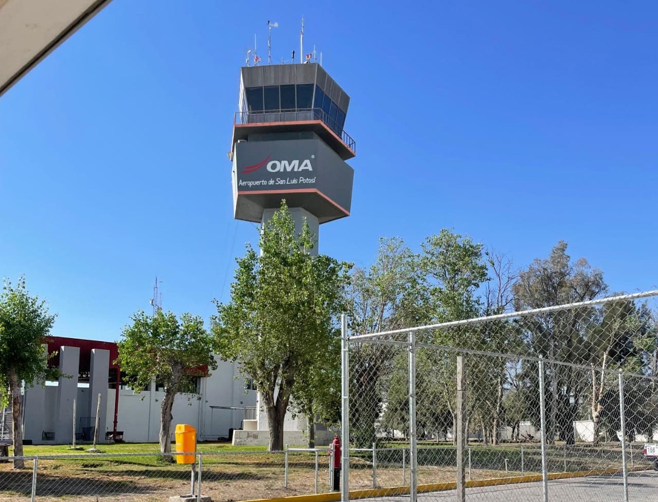 Registra Aeropuerto Ponciano Arriaga disminución del volumen de carga aérea