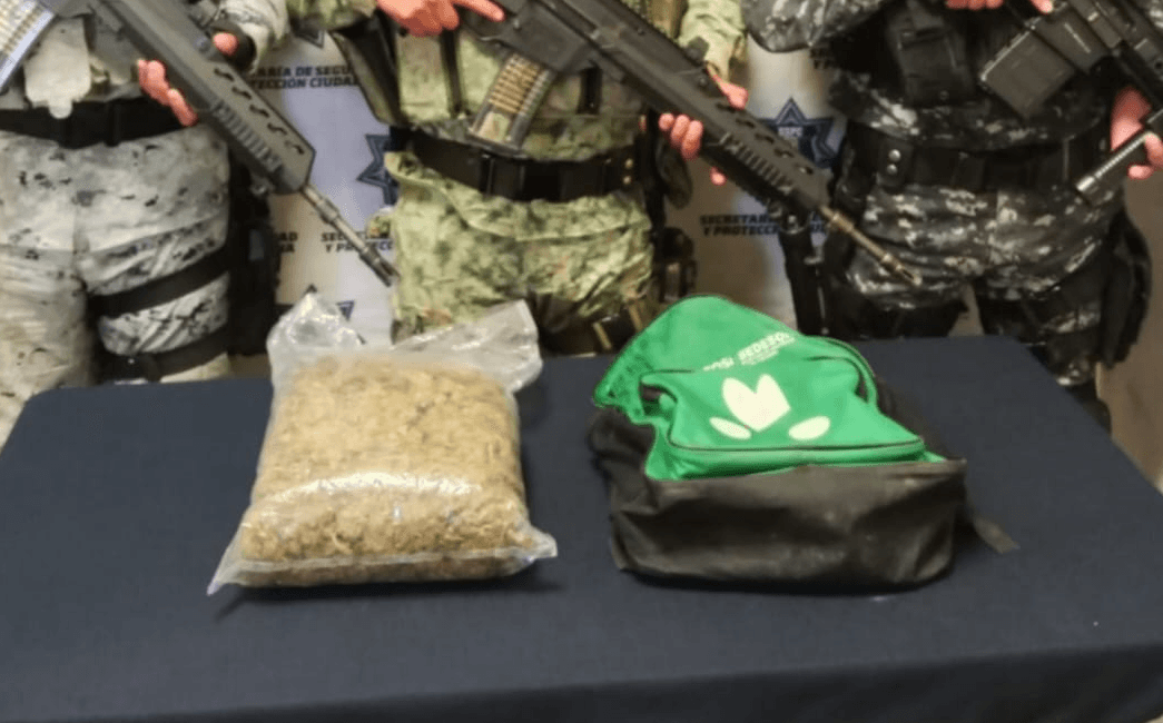 Decomisa SSPC Municipal mochila con casi un kilo de marihuana