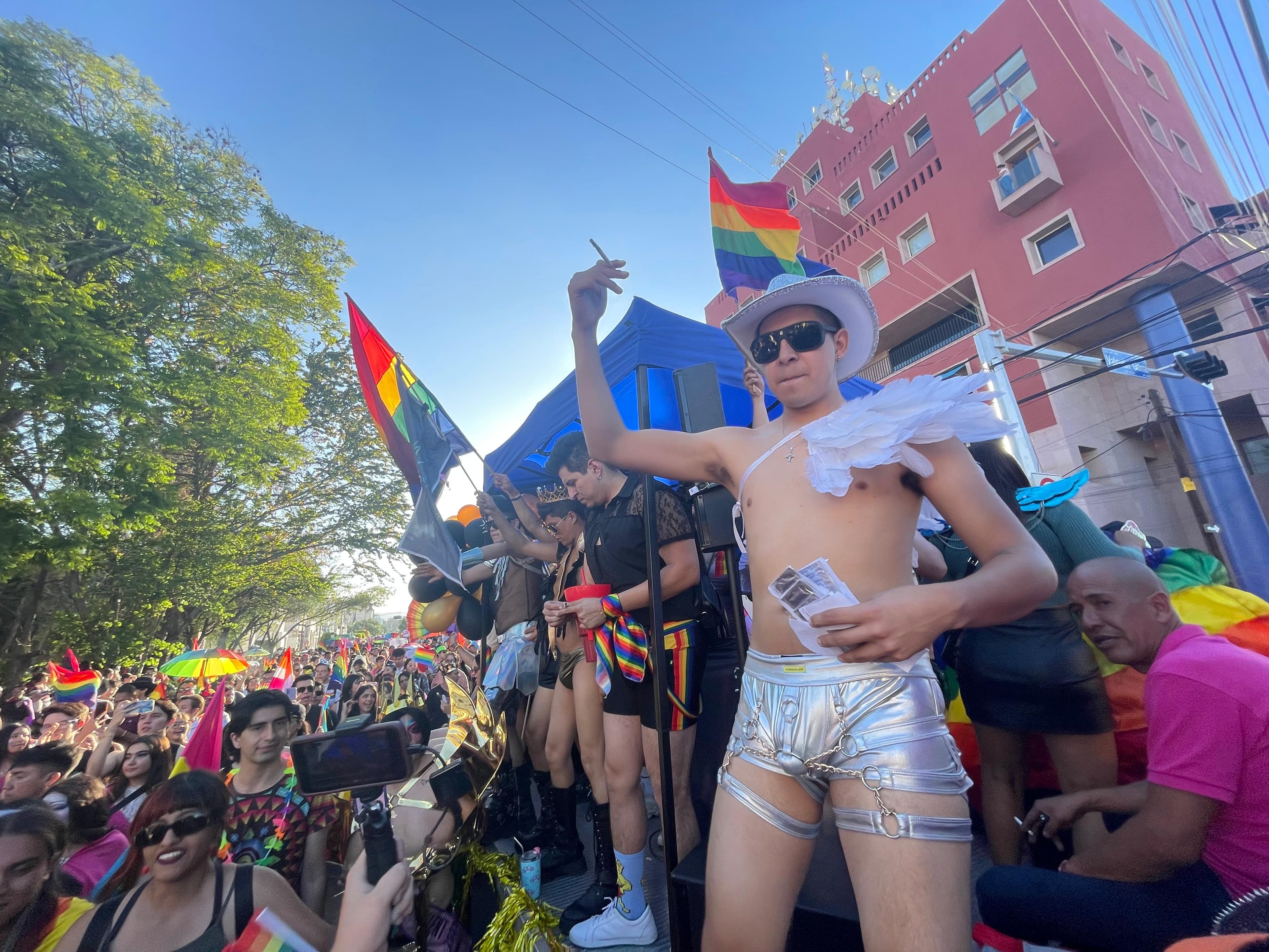 Afina SLP detalles para la Marcha del Orgullo 2025