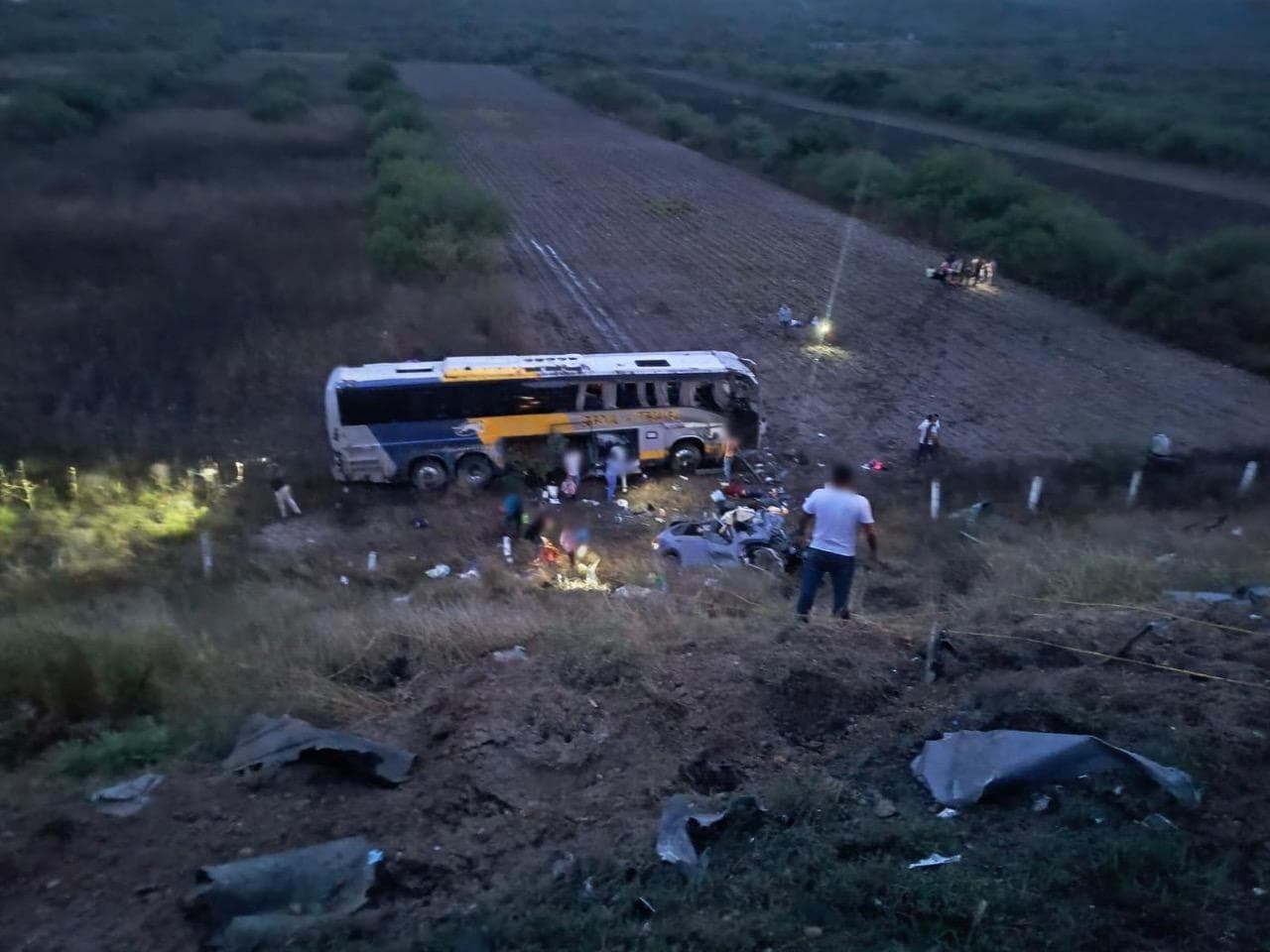Accidente en Guadalcázar deja 11 muertos y 15 heridos