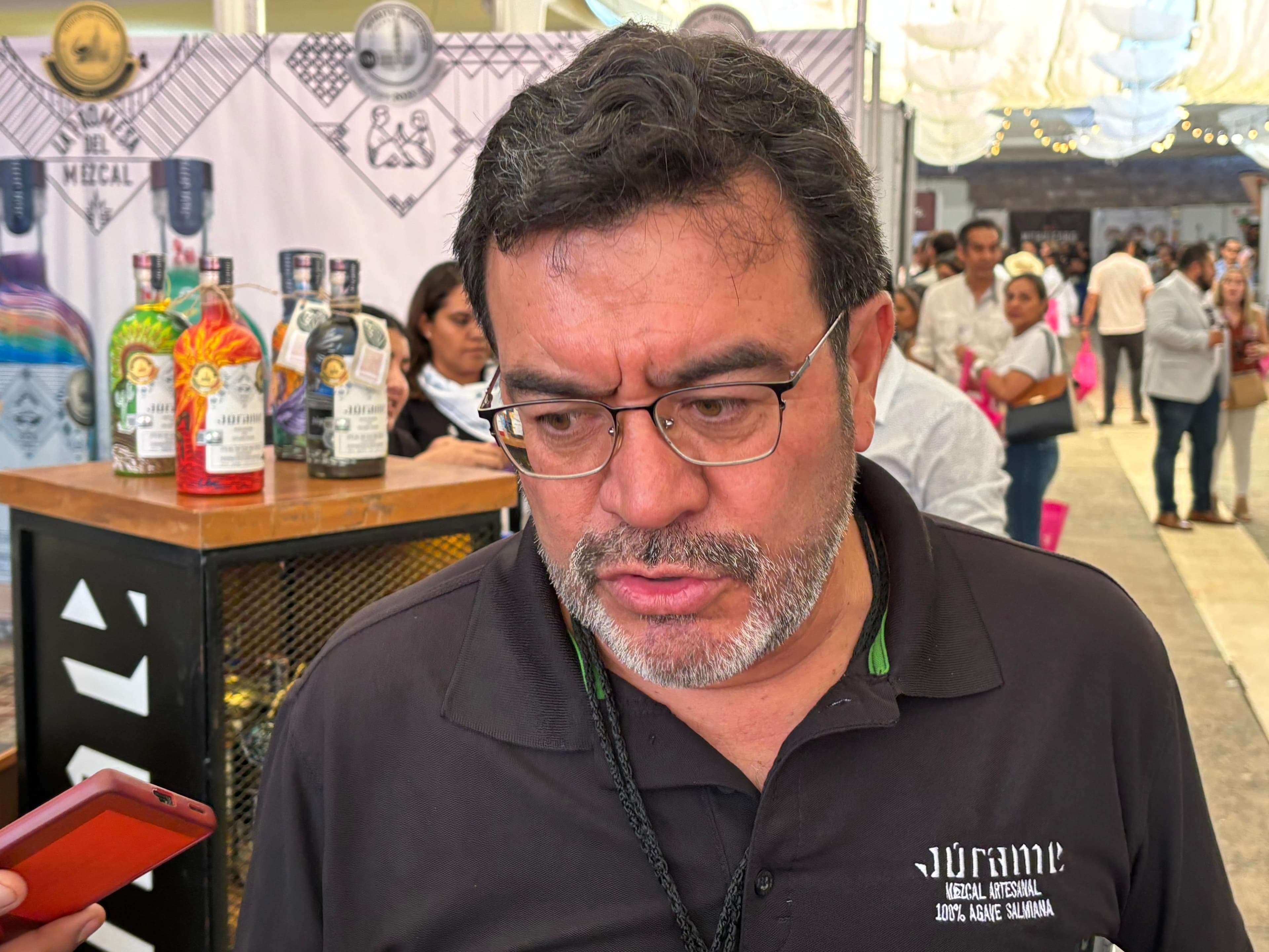 Exportaciones de mezcal, en riesgo por aranceles e inestabilidad climática
