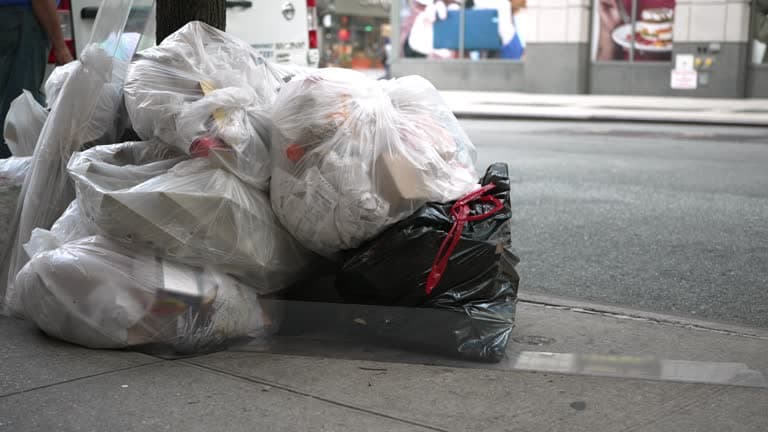 Multas por mala disposición de basura podrían superar los 5 mil pesos