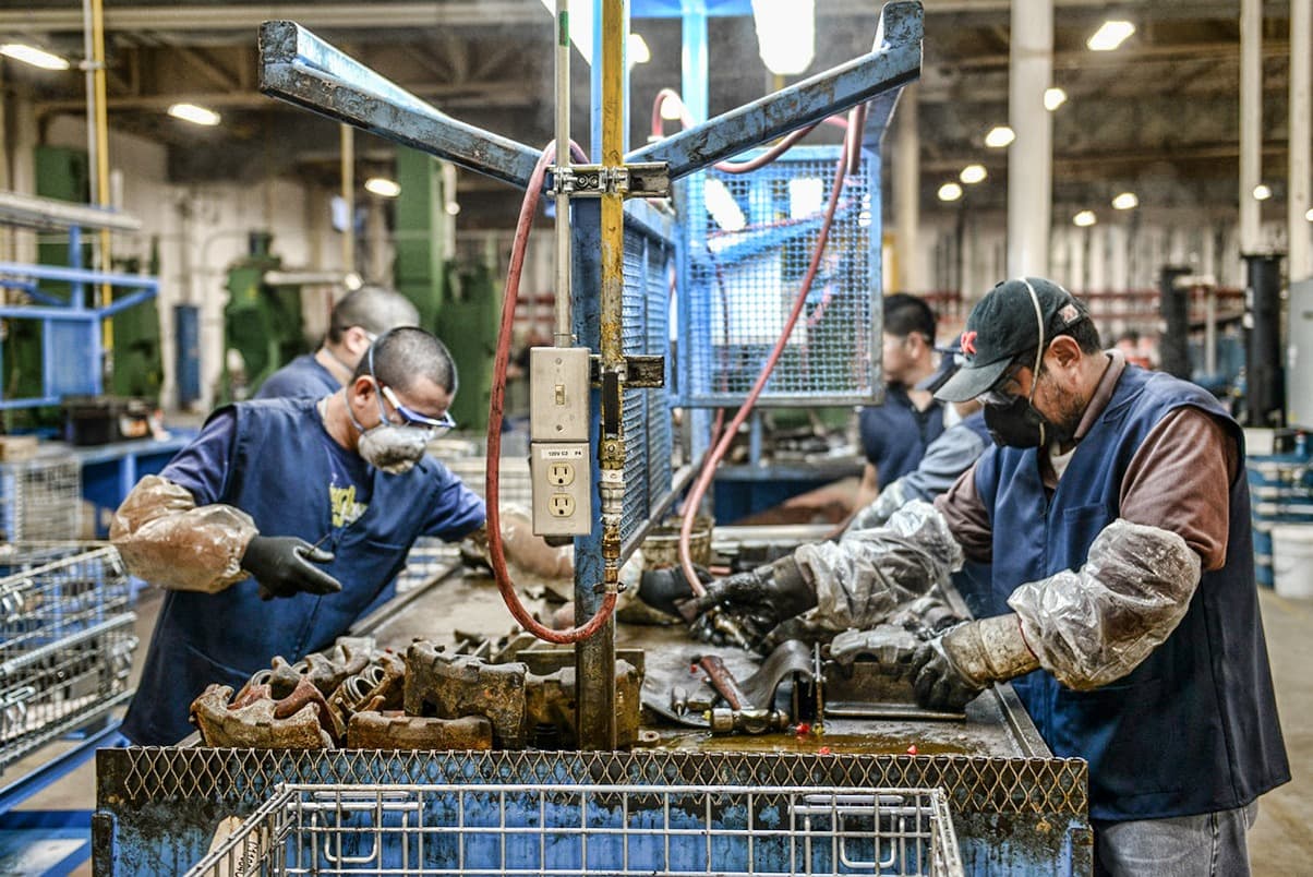 Entregan bonos y días de vacaciones empresas que reportaron cero utilidades