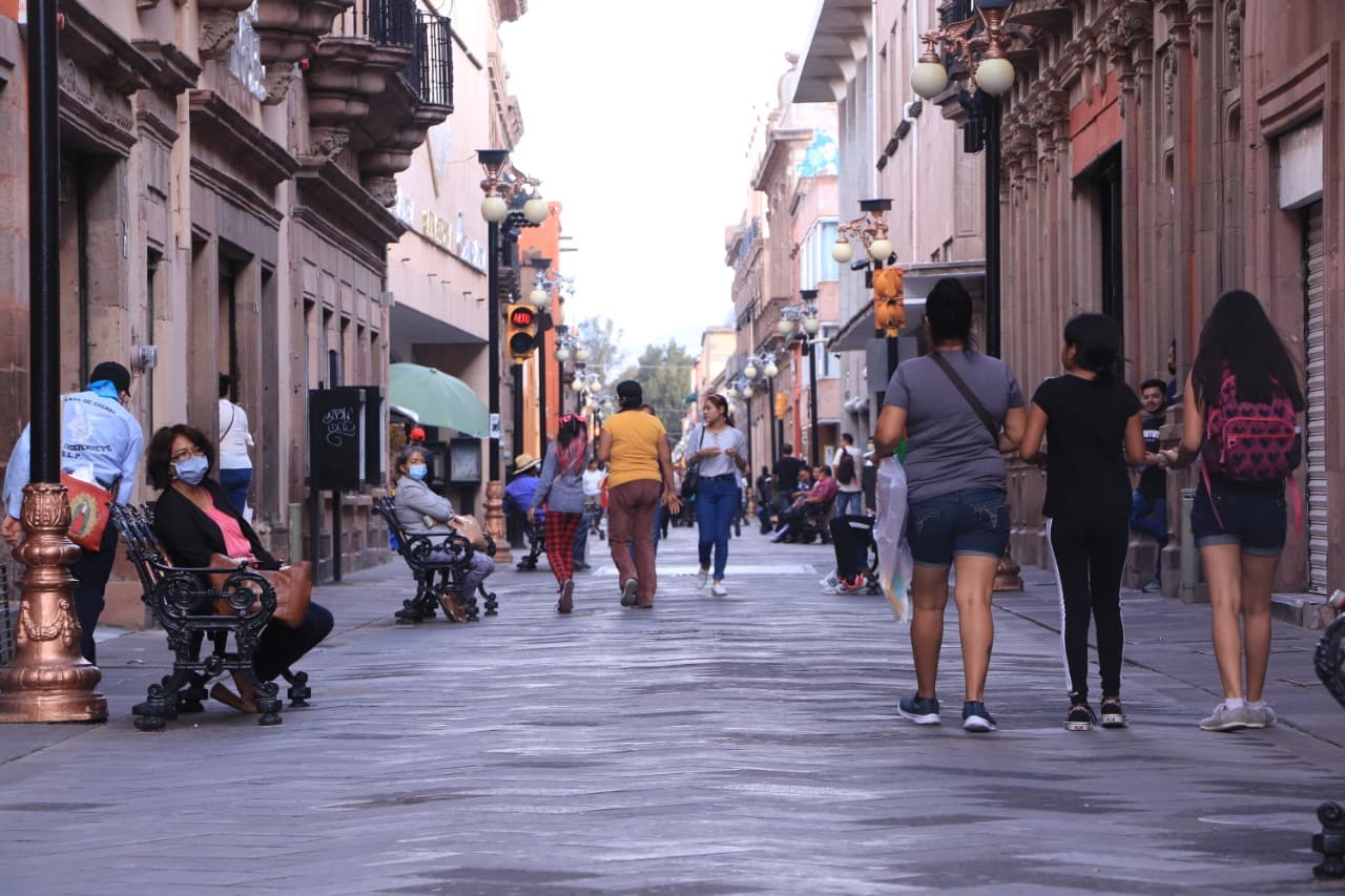 Mantiene Centro Histórico de SLP su atractivo comercial