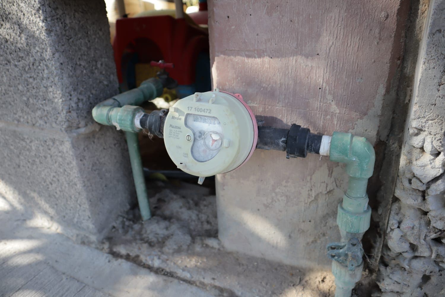Combatirá Interapas tomas irregulares de agua detectadas en la capital