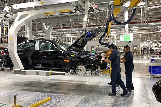 Anuncia BMW nuevo paro técnico en planta de Villa de Reyes