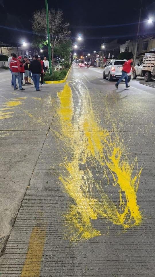 Convierten vandalismo en mural de Gokú sobre Himno Nacional