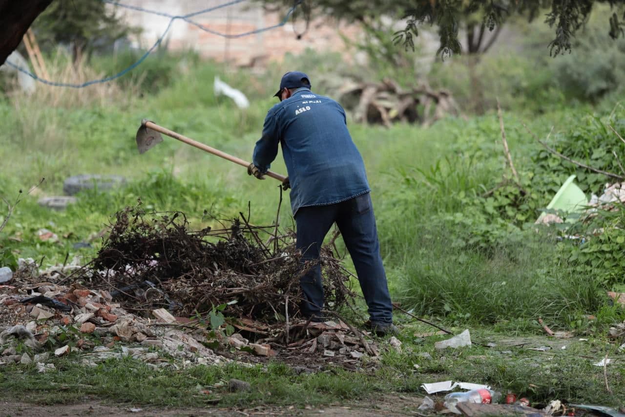 Ayuntamiento llevará pavimentación y servicios a Bellas Lomas